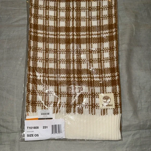 Timberland Cream and Brown Checkered Scarf - Picture 2 of 3